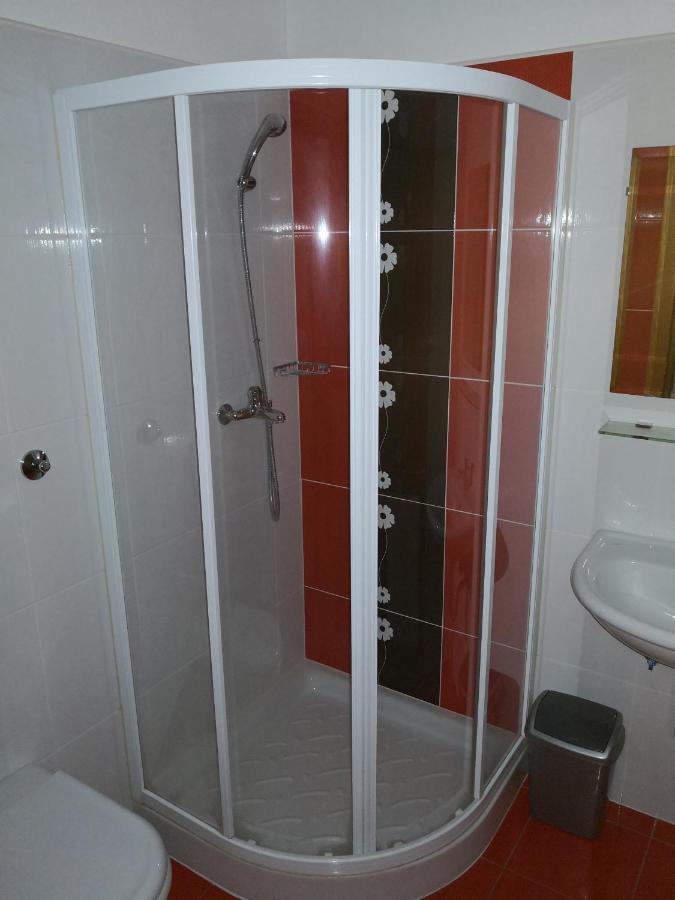 Hotel Gostilna Pri Dragici, Gostilna S Prenocisci, D.O.O. à Sežana Extérieur photo