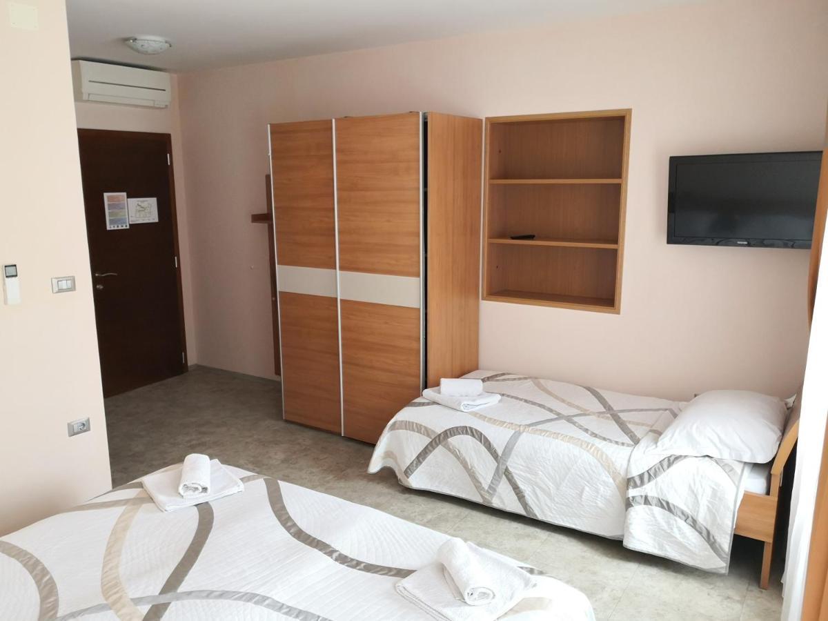 Hotel Gostilna Pri Dragici, Gostilna S Prenocisci, D.O.O. à Sežana Extérieur photo