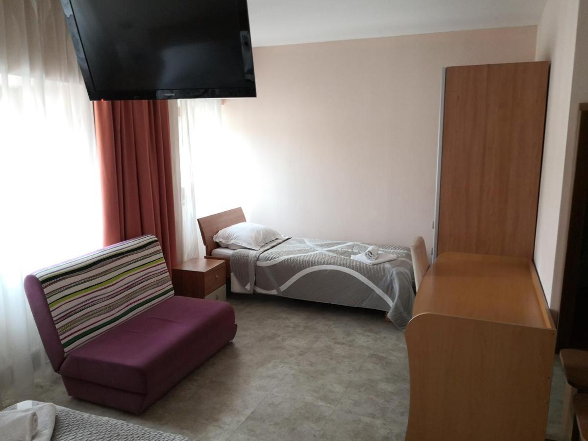 Hotel Gostilna Pri Dragici, Gostilna S Prenocisci, D.O.O. à Sežana Extérieur photo