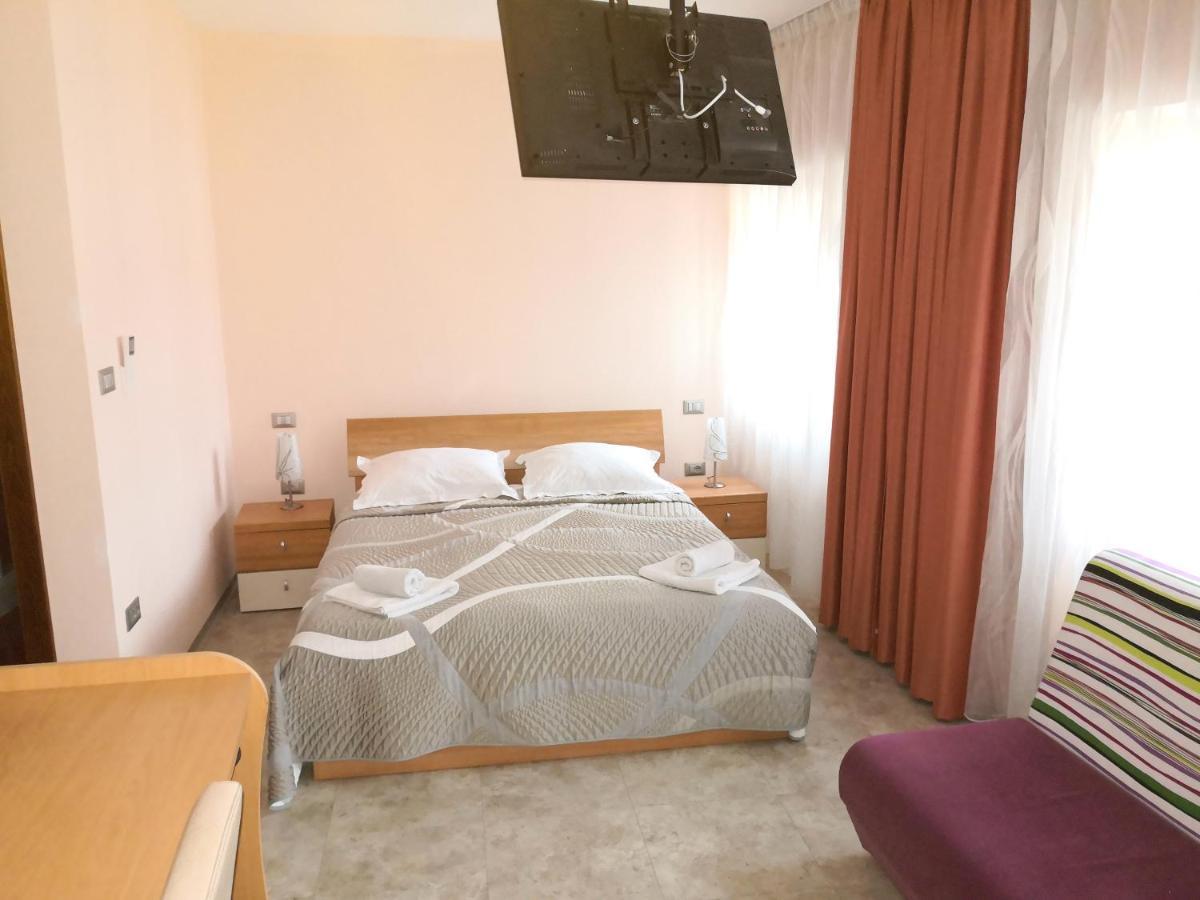 Hotel Gostilna Pri Dragici, Gostilna S Prenocisci, D.O.O. à Sežana Extérieur photo